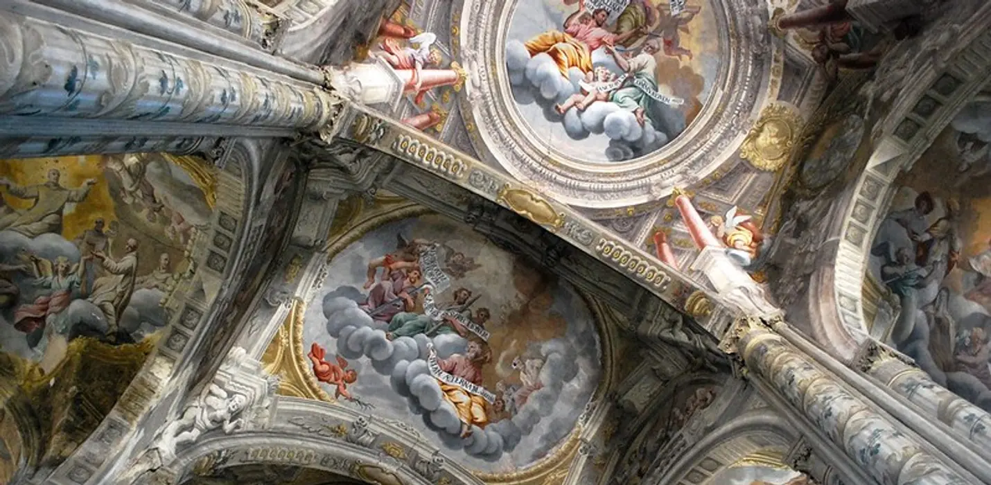 PIEMONTE TRA CANTINE E CASTELLI