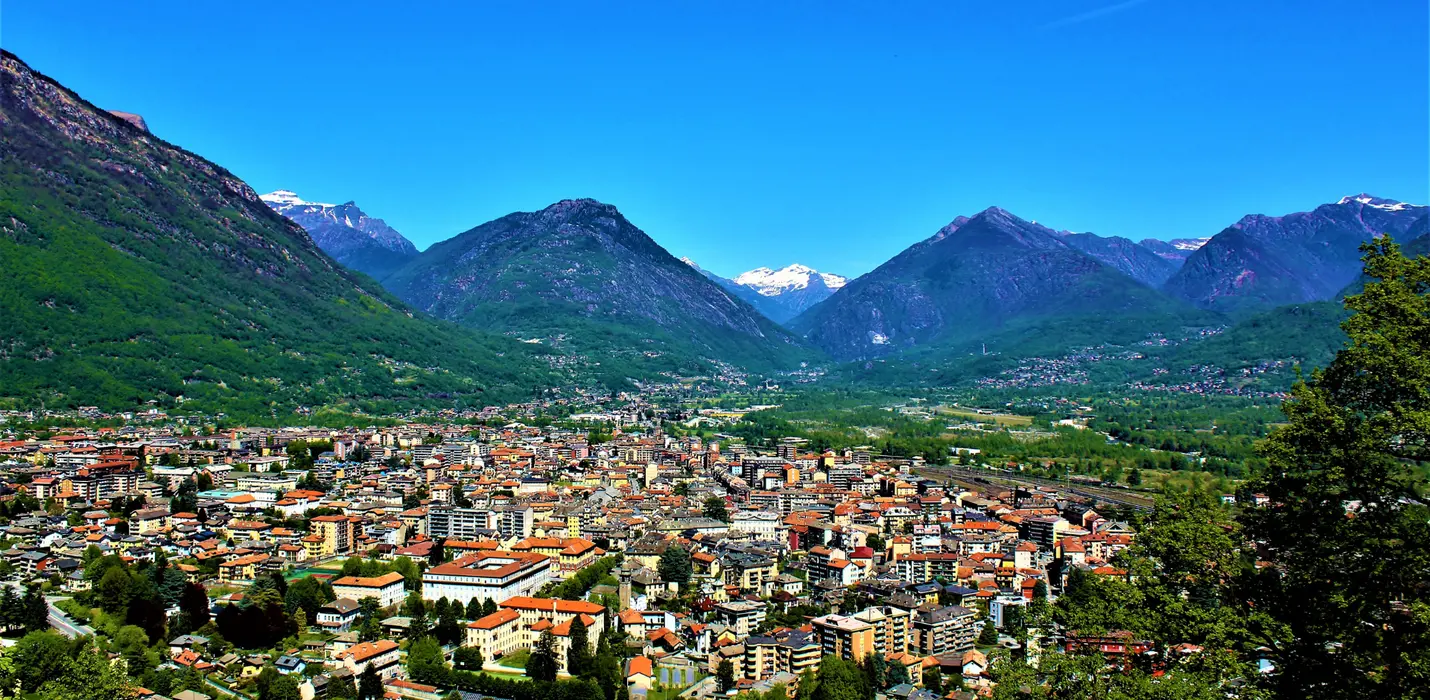 BERNA, THUN E IL TRENINO VERDE DELLE ALPI