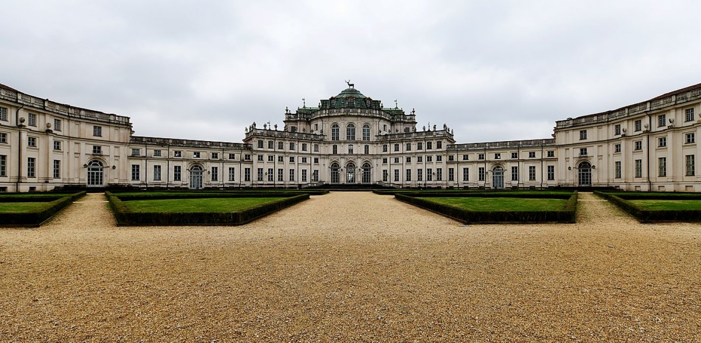 VENARIA, STUPINIGI E SACRA SAN MICHELE VENARIA, STUPINIGI E SACRA SAN MICHELE