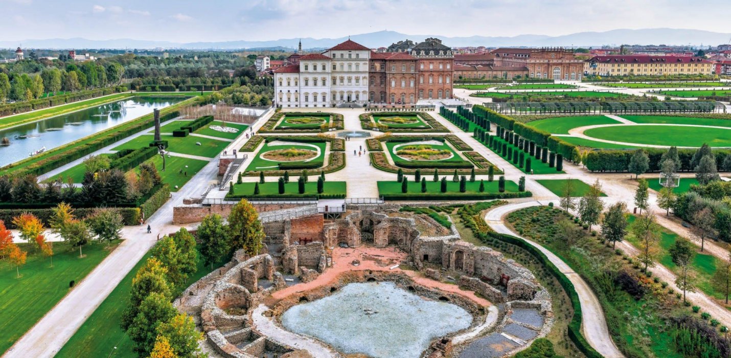 VENARIA, STUPINIGI E SACRA SAN MICHELE VENARIA, STUPINIGI E SACRA SAN MICHELE