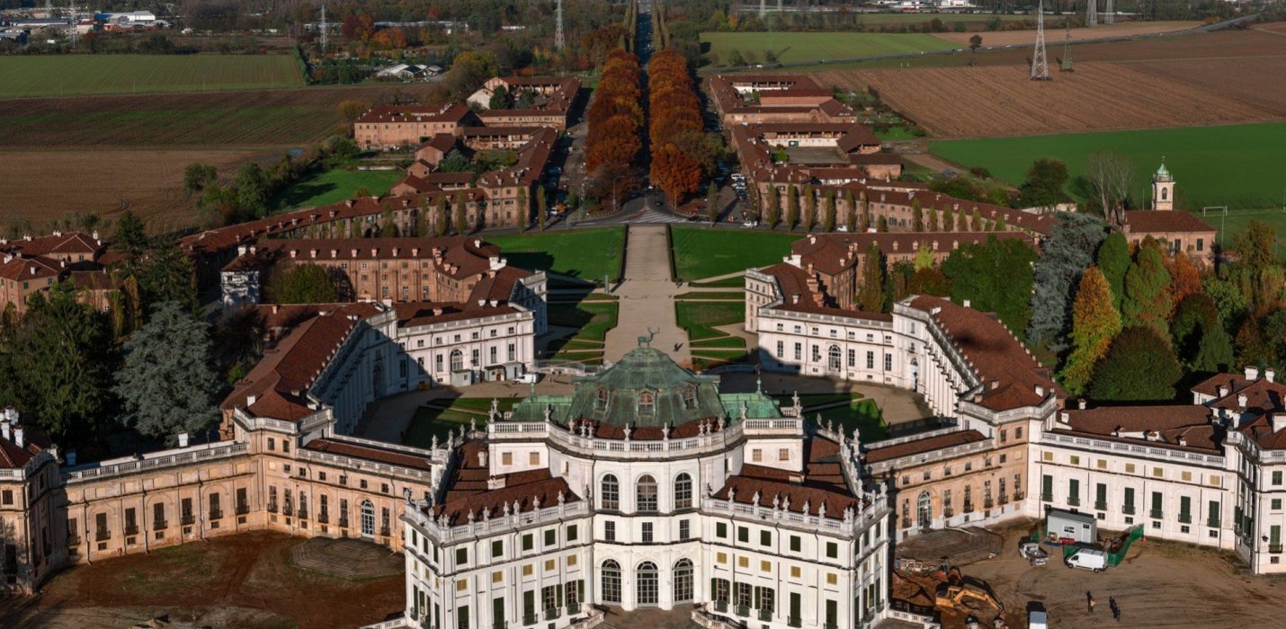 VENARIA, STUPINIGI E SACRA SAN MICHELE VENARIA, STUPINIGI E SACRA SAN MICHELE