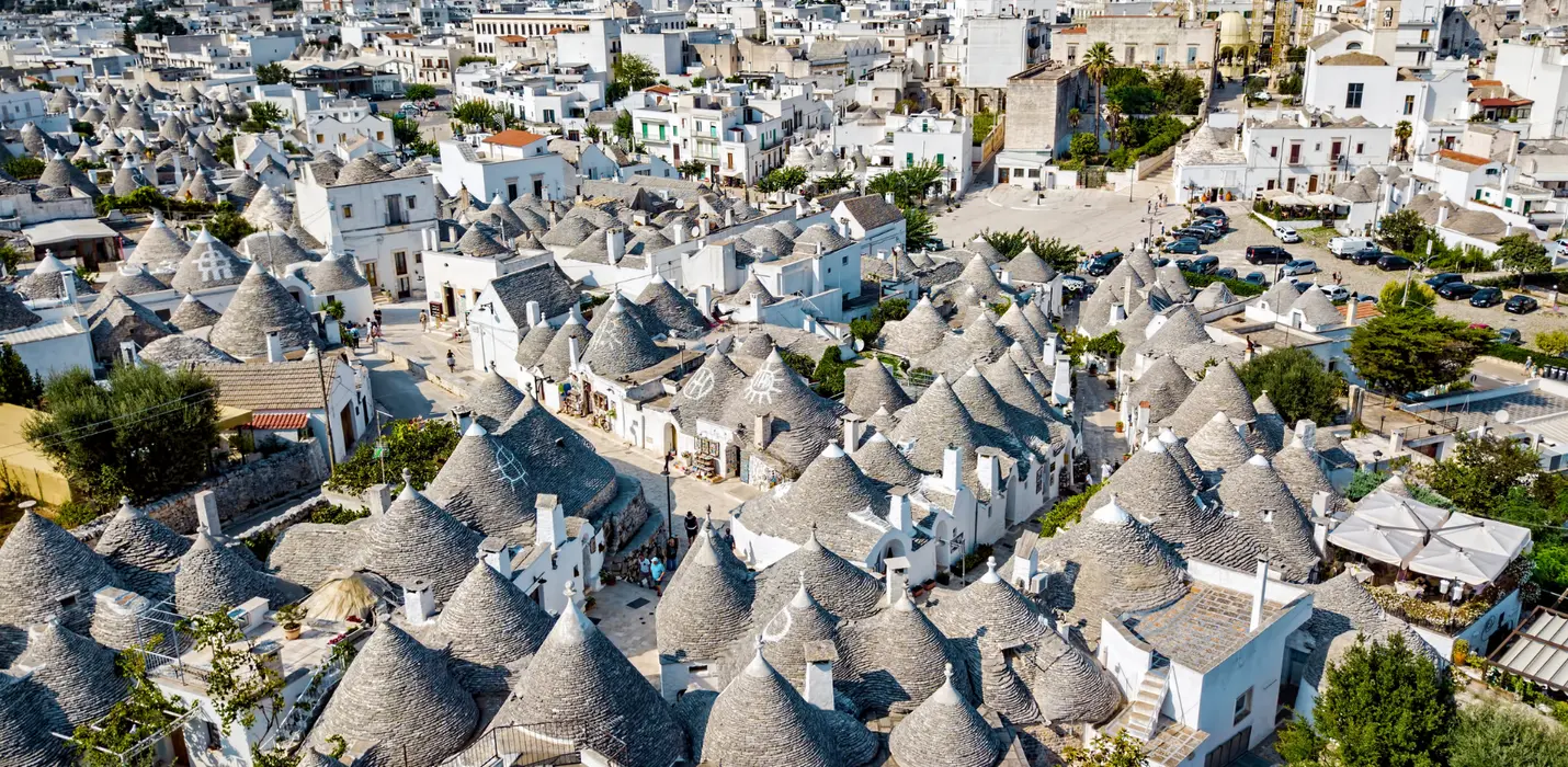 POLIGNANO, MONOPOLI E LA VALLE D'ITRIA