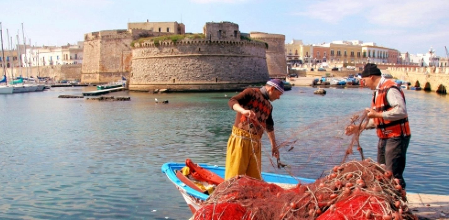 LE MERAVIGLIE DELLA PUGLIA ORIENTALE LE MERAVIGLIE DELLA PUGLIA ORIENTALE