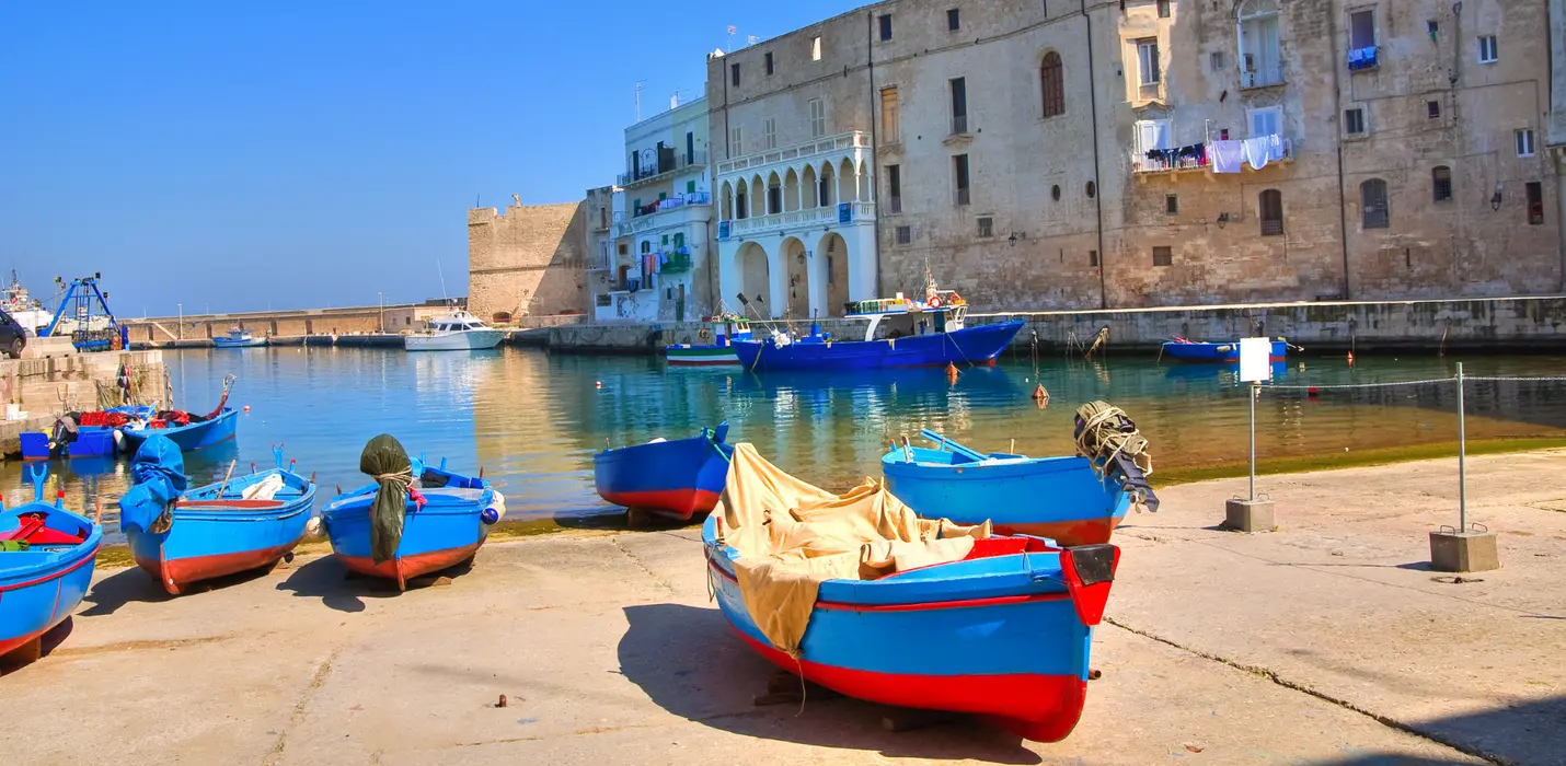 POLIGNANO, MONOPOLI E LA VALLE D'ITRIA