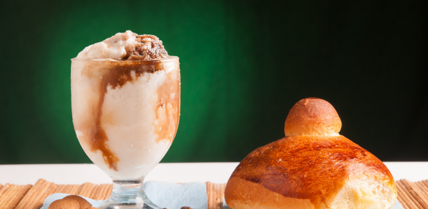 SICILIA D'AUTORE: DA TAORMINA A CALTAGIRONE SICILIA D'AUTORE: DA TAORMINA A CALTAGIRONE