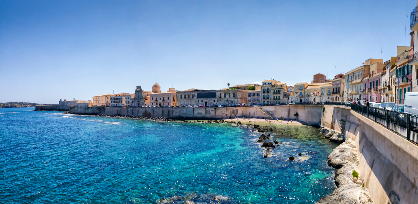 SICILIA D'AUTORE: DA CALTAGIRONE A SIRACUSA