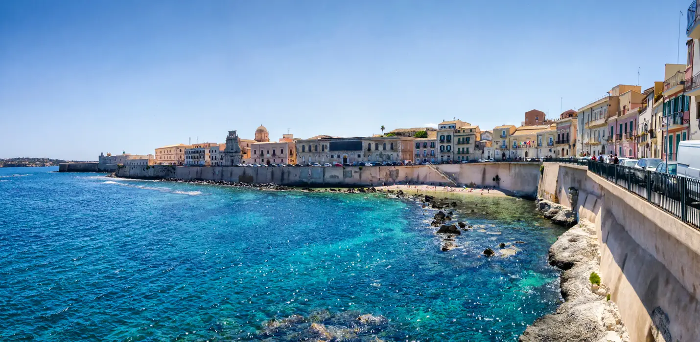 SICILIA D'AUTORE: DA SIRACUSA A CALTAGIRONE