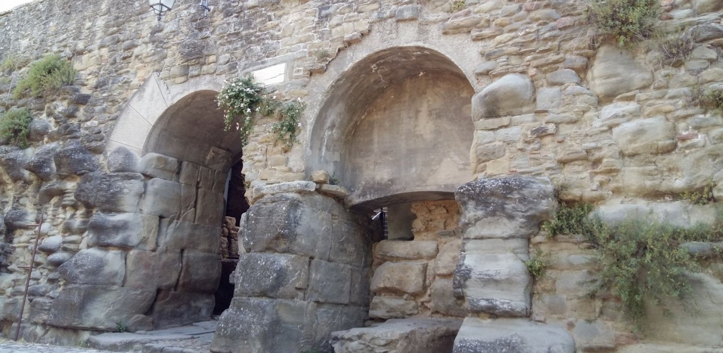 CORTONA  E AREZZO: AVVENTO TRA  ARTE E LUCI