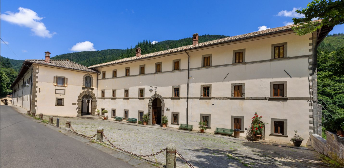 IL VASARI AL MONASTERO DI CAMALDOLI IL VASARI AL MONASTERO DI CAMALDOLI