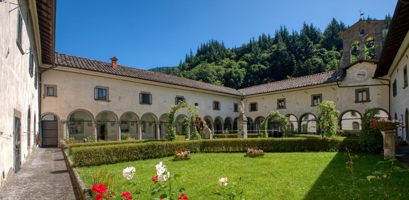 IL VASARI AL MONASTERO DI CAMALDOLI IL VASARI AL MONASTERO DI CAMALDOLI