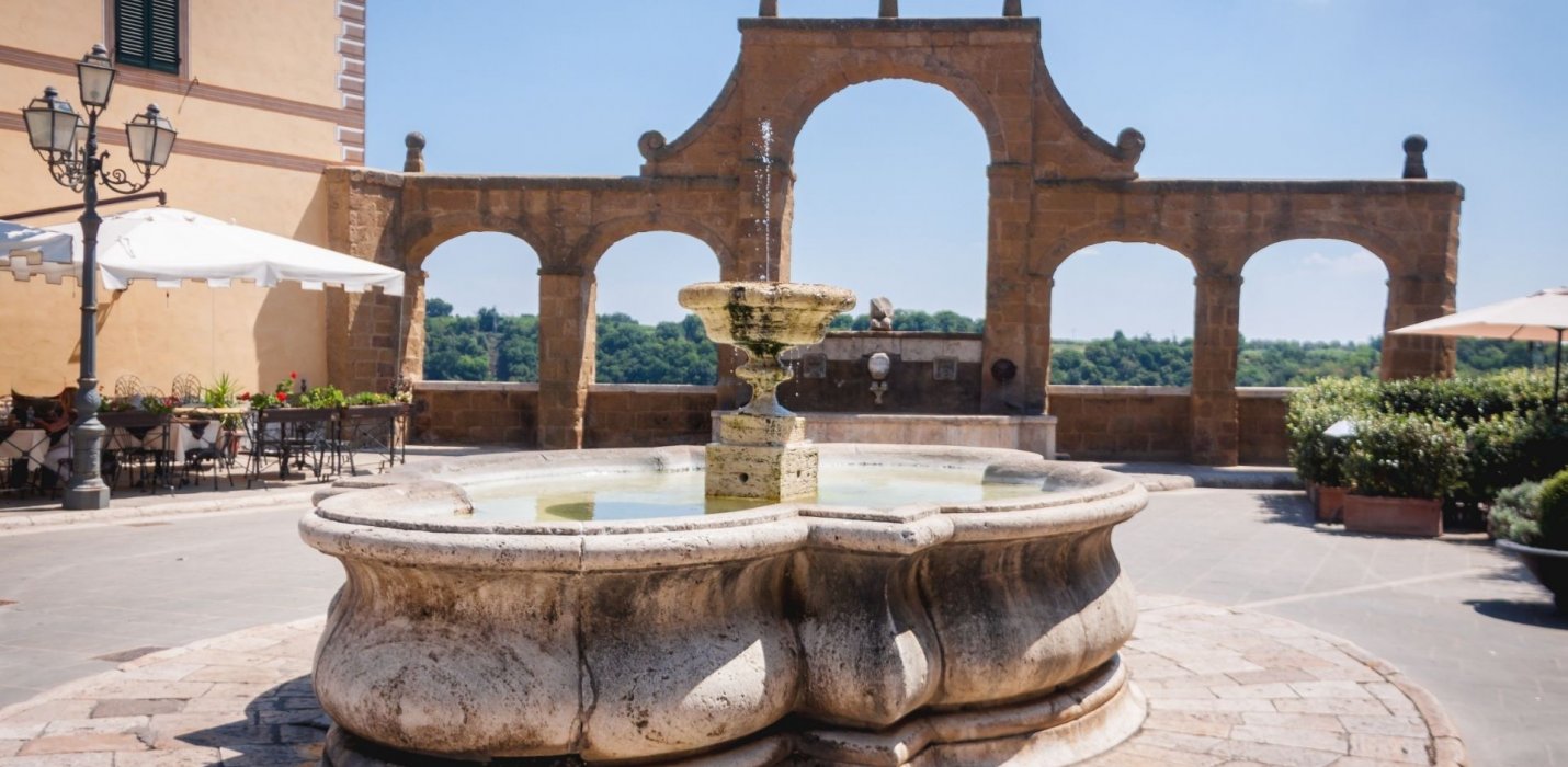 LE CITTA DEL TUFO: PITIGLIANO, SORANO E  SOVANA