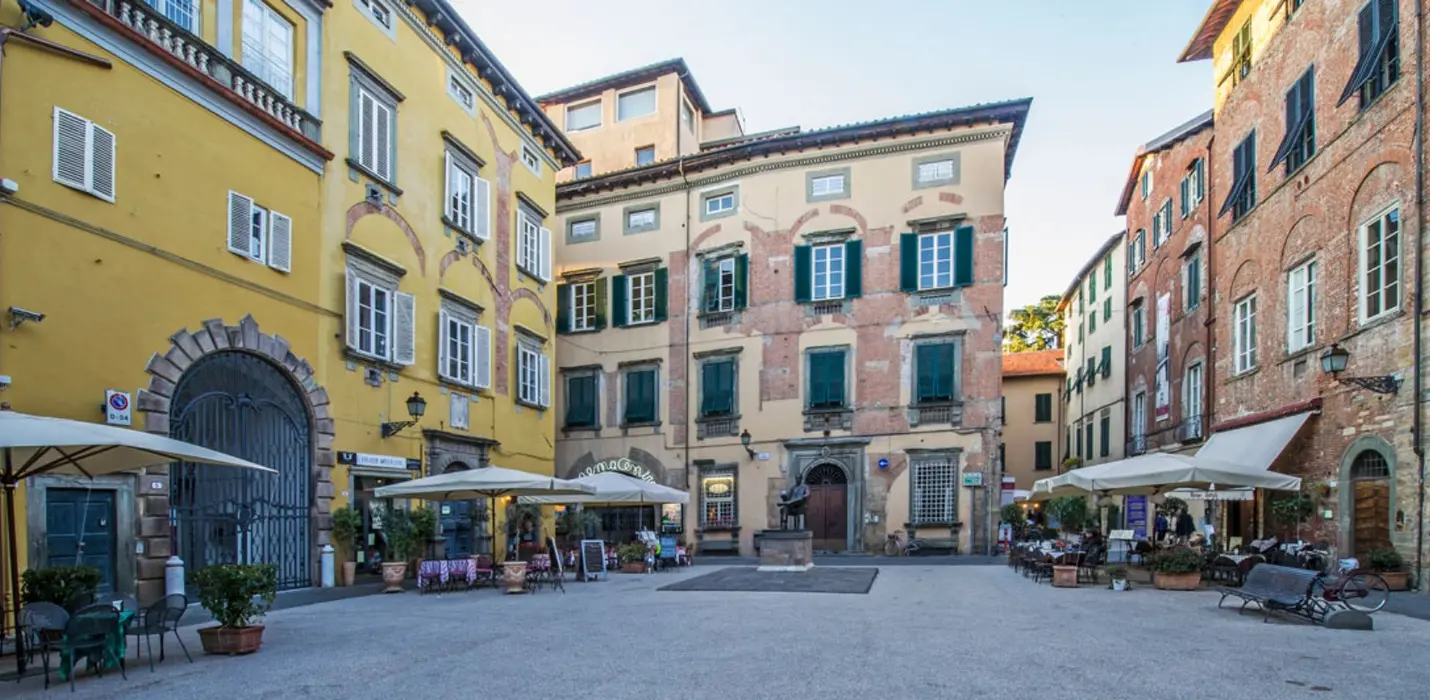 LUCCA LA CITTA FORTEZZA