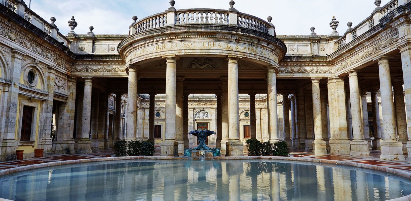 VILLA LA MAGIA DI QUARRATA E MONTECATINI ALTA E BASSA VILLA LA MAGIA DI QUARRATA E MONTECATINI ALTA E BASSA