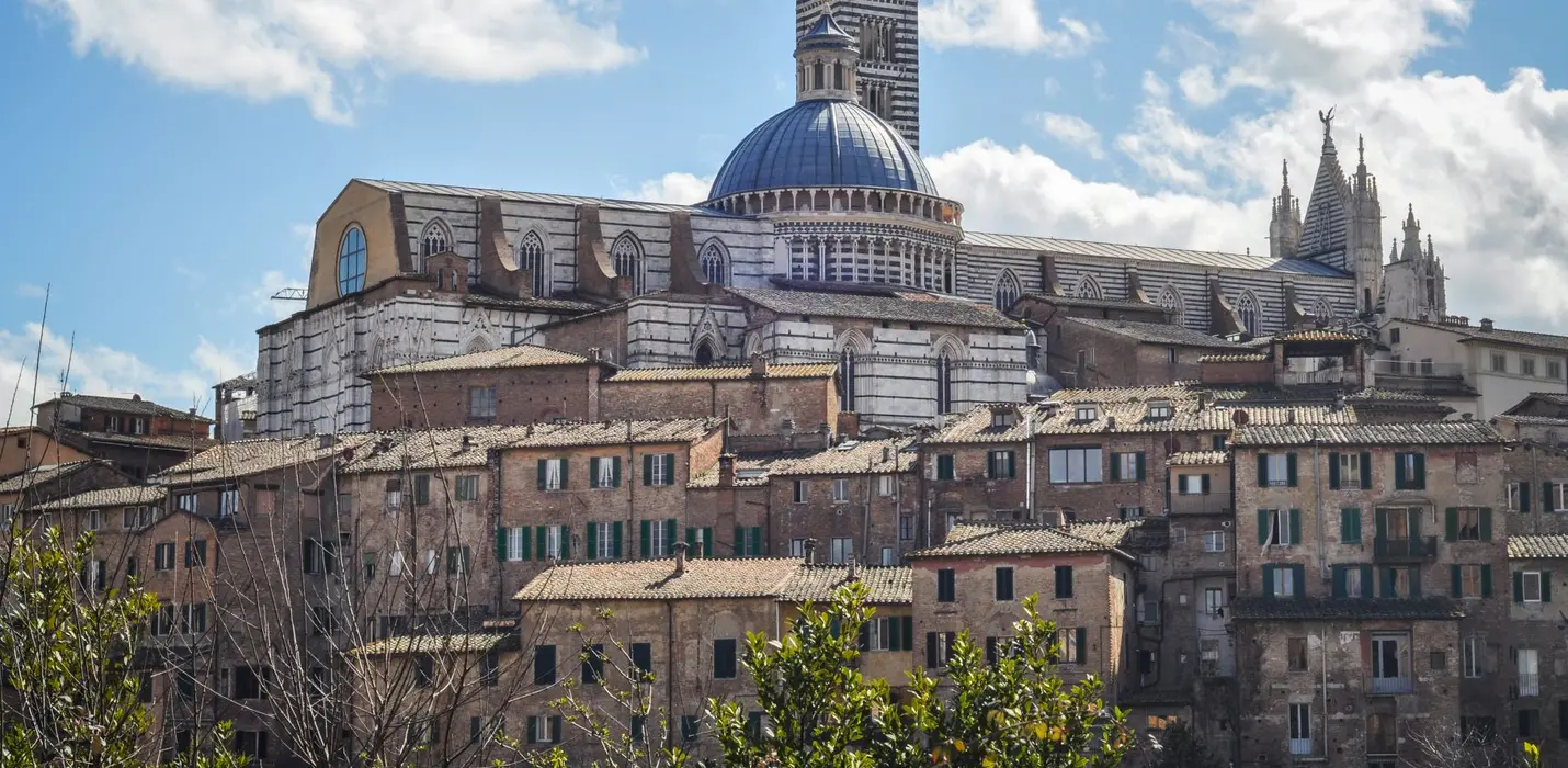 SIENA GIOIELLO MEDIOEVALE