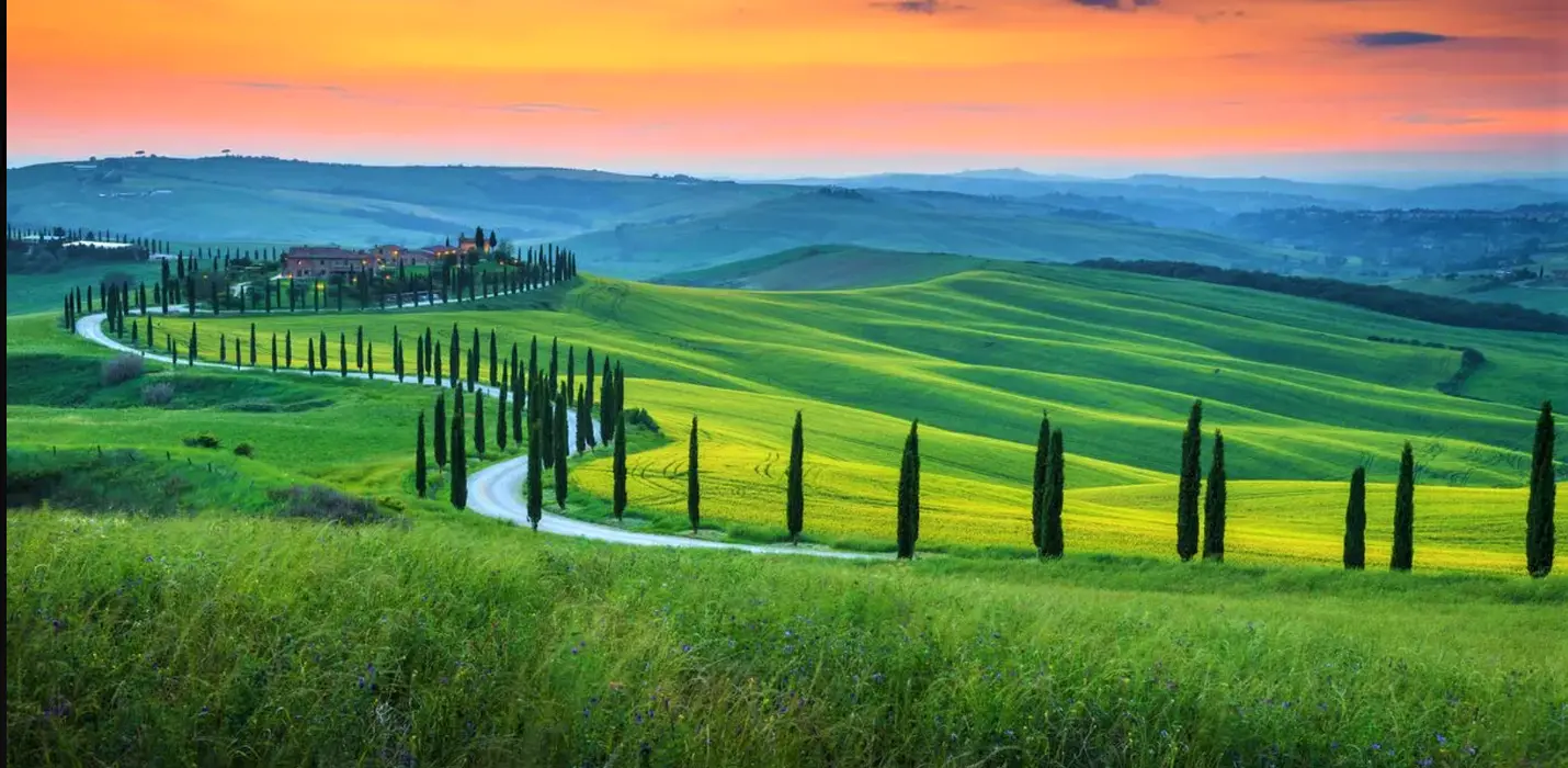 ASCIANO E L'ABBAZIA DI MONTEOLIVETO MAGGIORE