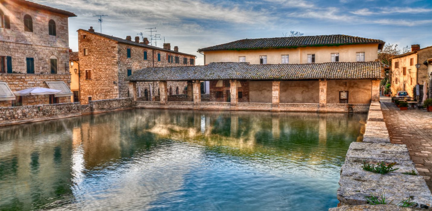 VAL D'ORCIA, PAESAGGI D'AUTORE VAL D'ORCIA, PAESAGGI D'AUTORE