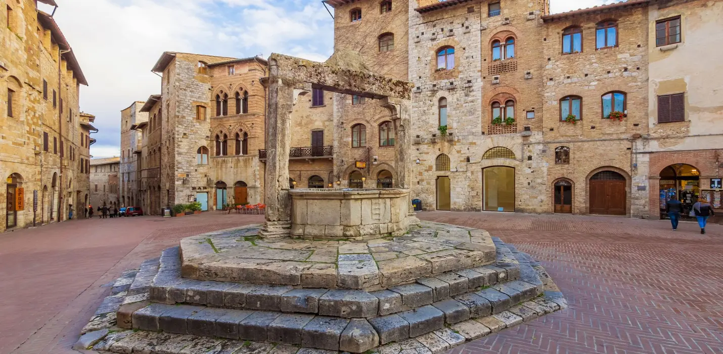S GIMIGNANO E VOLTERRA