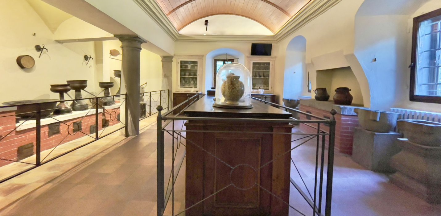 I BRAMITI DEL CERVO NELLA FORESTA DI CAMALDOLI I BRAMITI DEL CERVO NELLA FORESTA DI CAMALDOLI