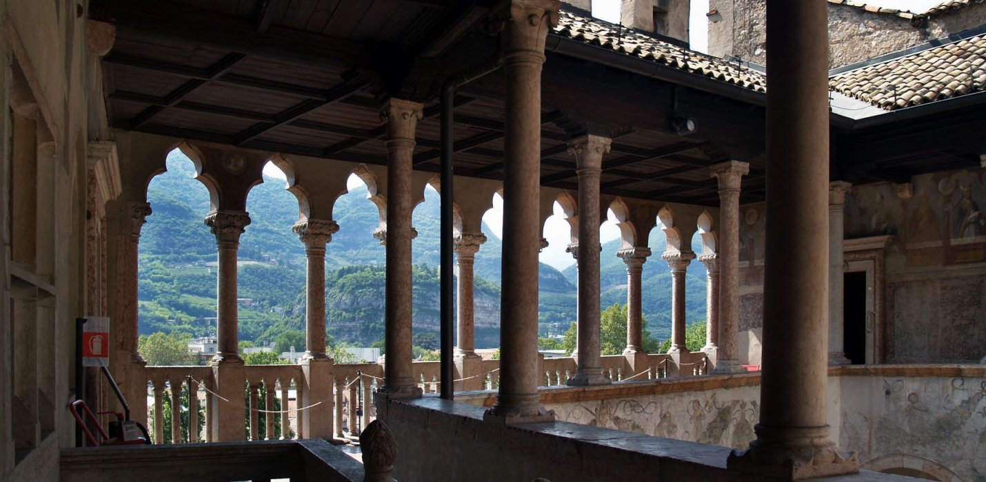 TRENTO, ARTE & VINI DOC TRENTO, ARTE & VINI DOC