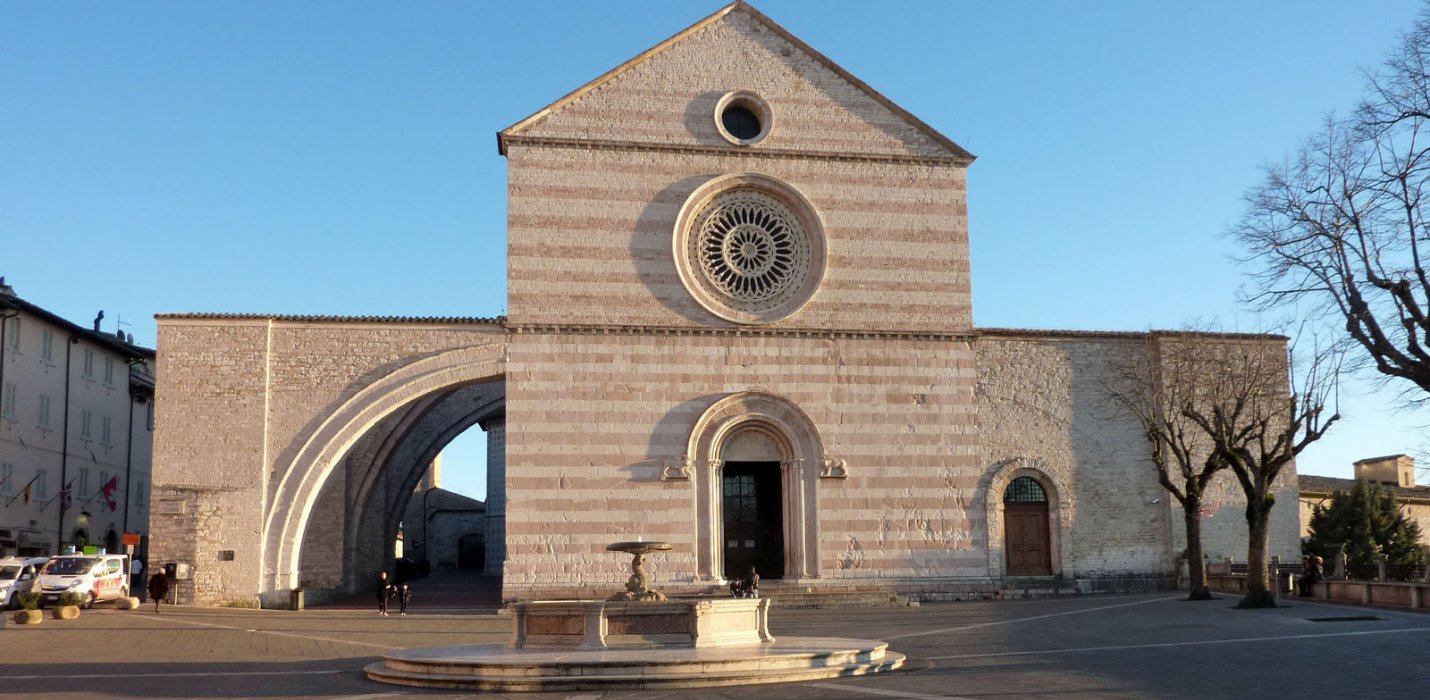 GIOTTO E LA BASILICA DI ASSISI