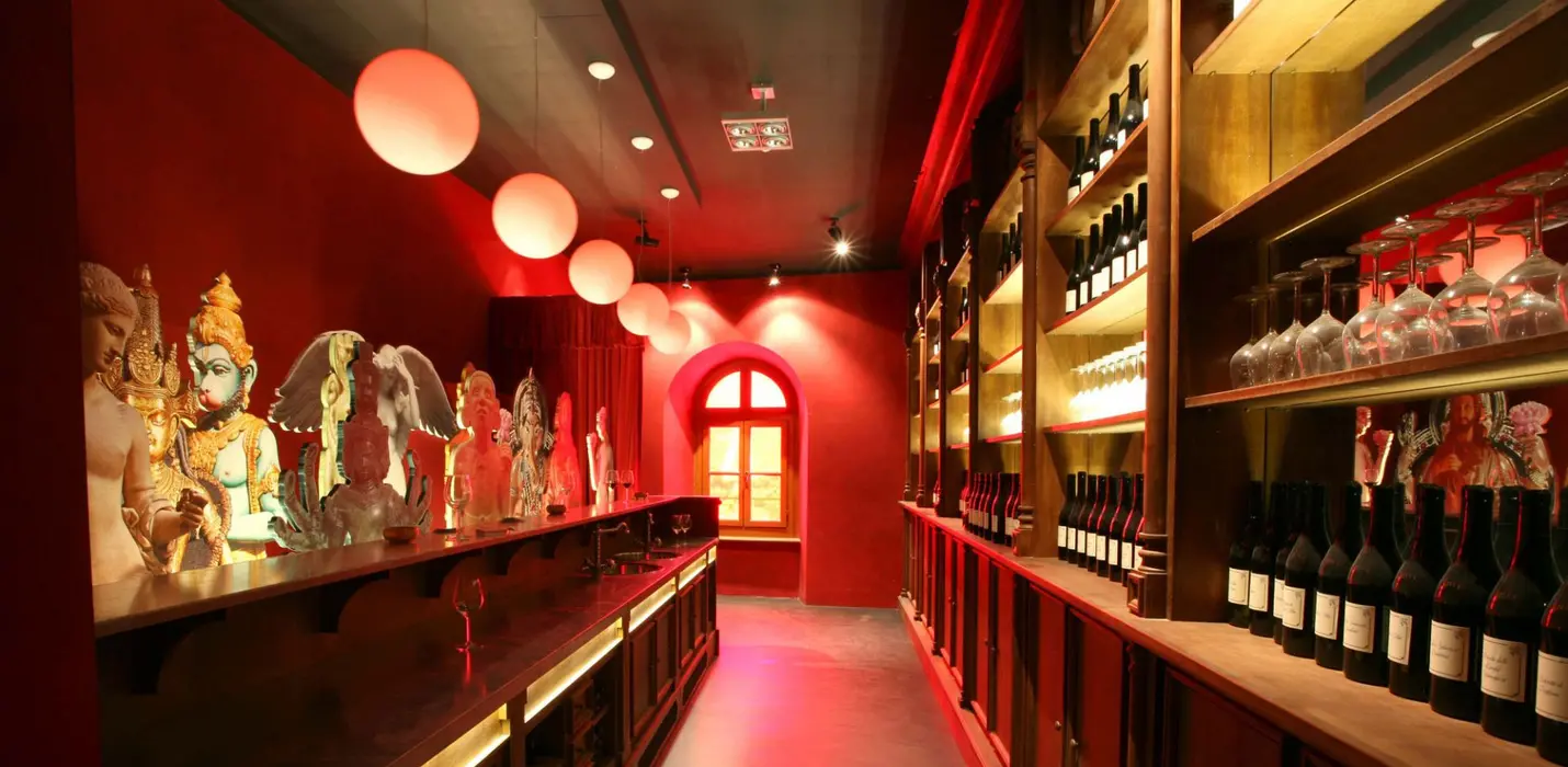 SCARZUOLA E CANTINE LUNGAROTTI DI TORGIANO
