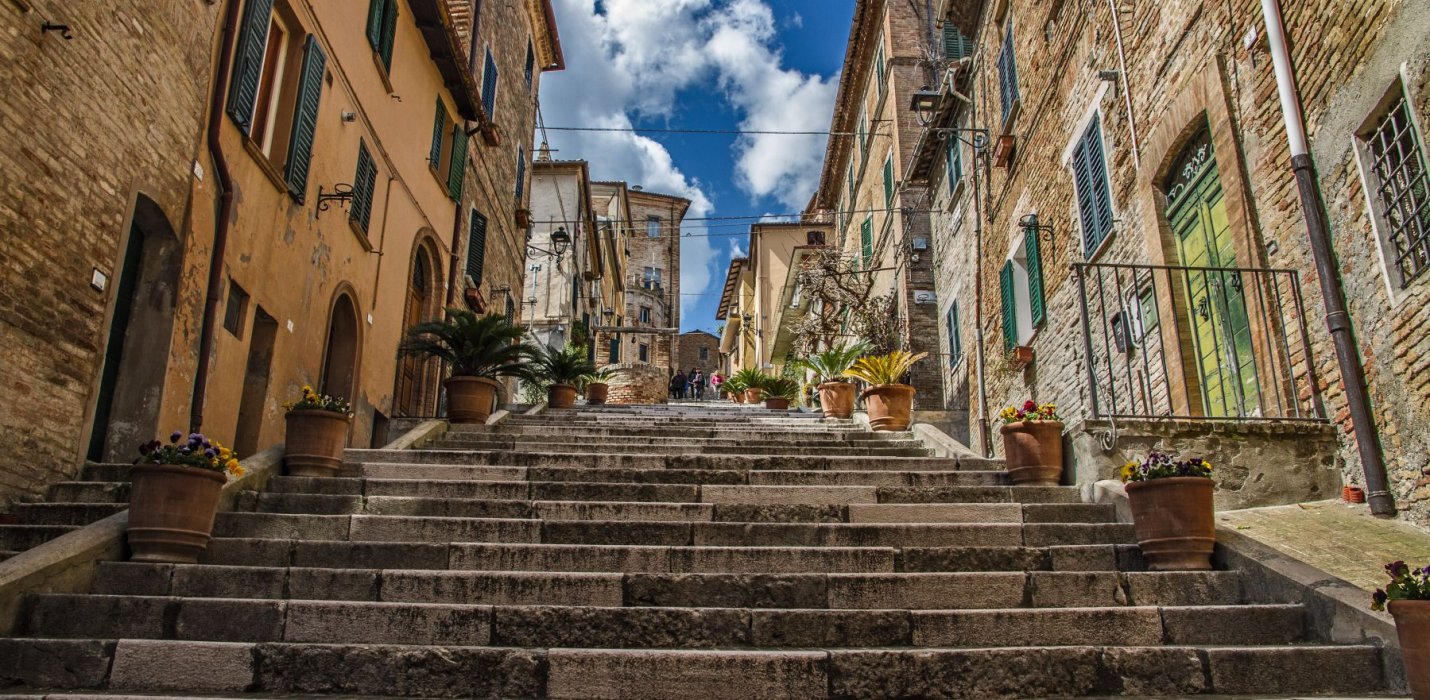 LORETO E CORINALDO LORETO E CORINALDO