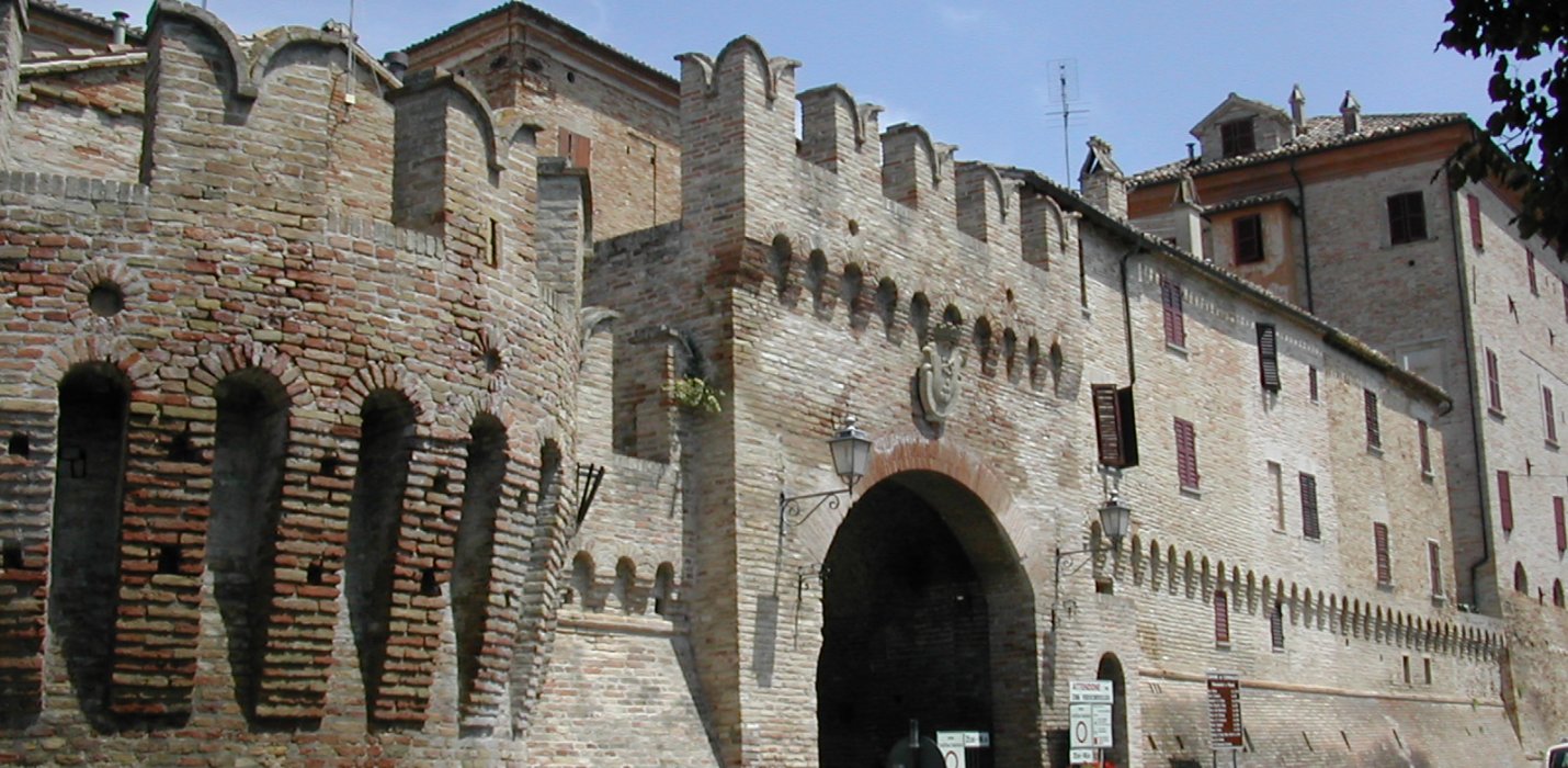 LORETO E CORINALDO LORETO E CORINALDO