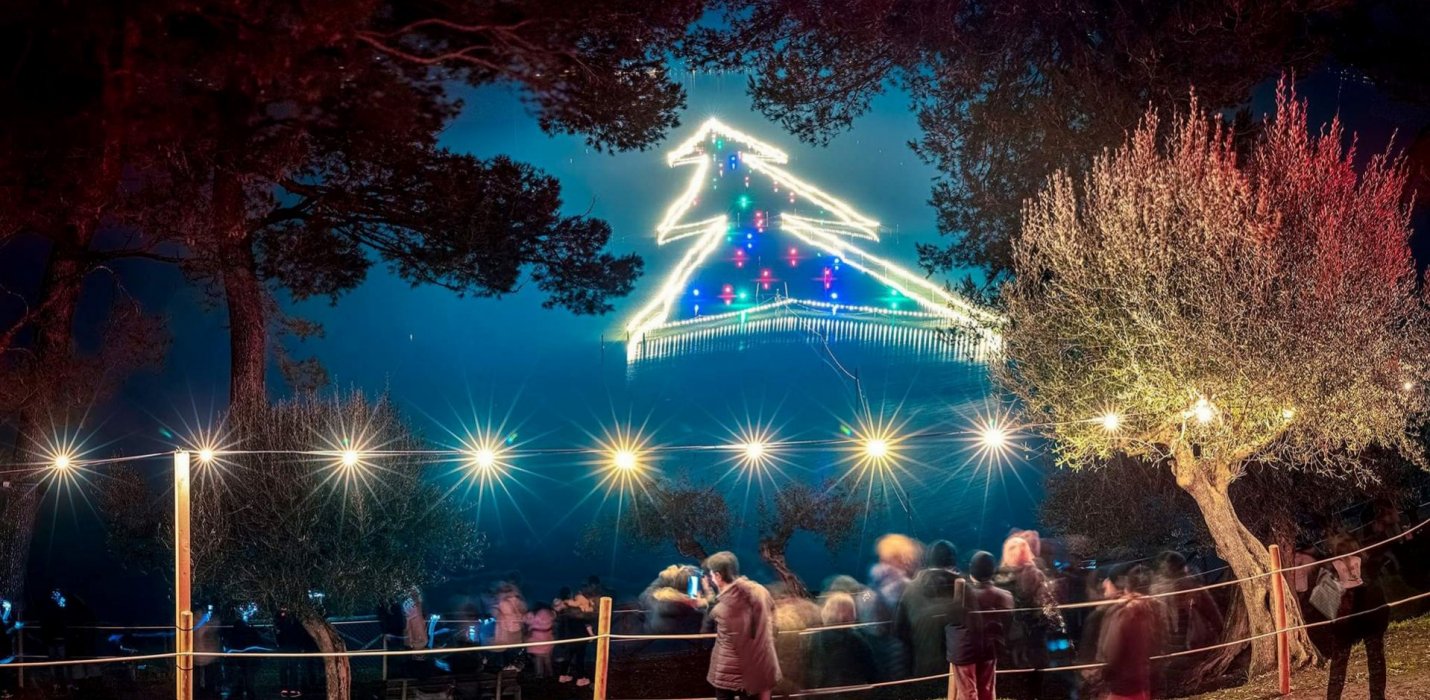 LUCI SUL TRASIMENO 2022 LUCI SUL TRASIMENO 2022