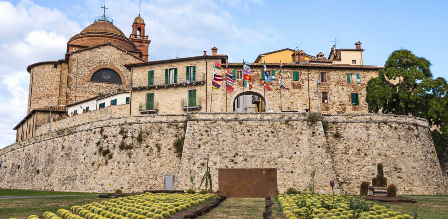 LUCI SUL TRASIMENO 2022 LUCI SUL TRASIMENO 2022