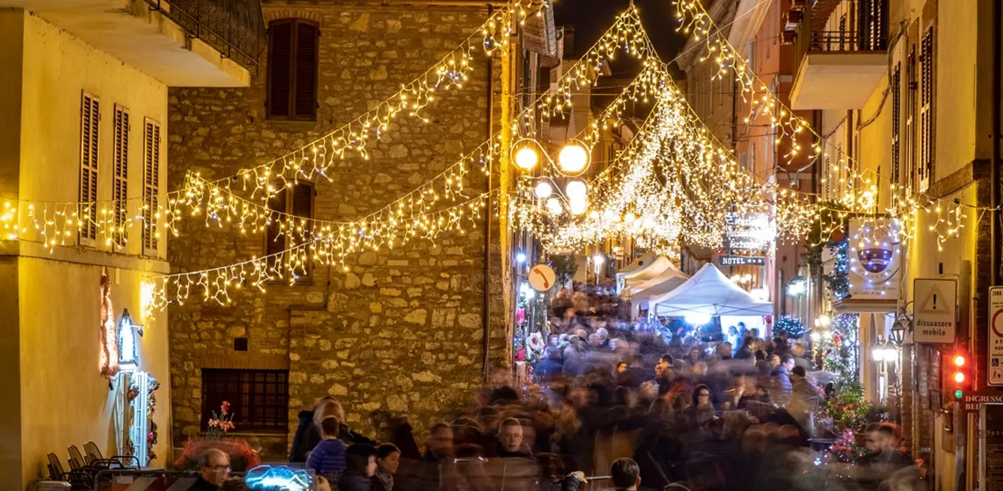 LUCI SUL TRASIMENO 2022