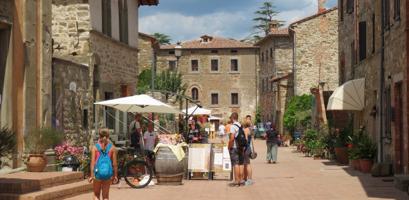 CASTIGLIONE E LAGO TRASIMENO
