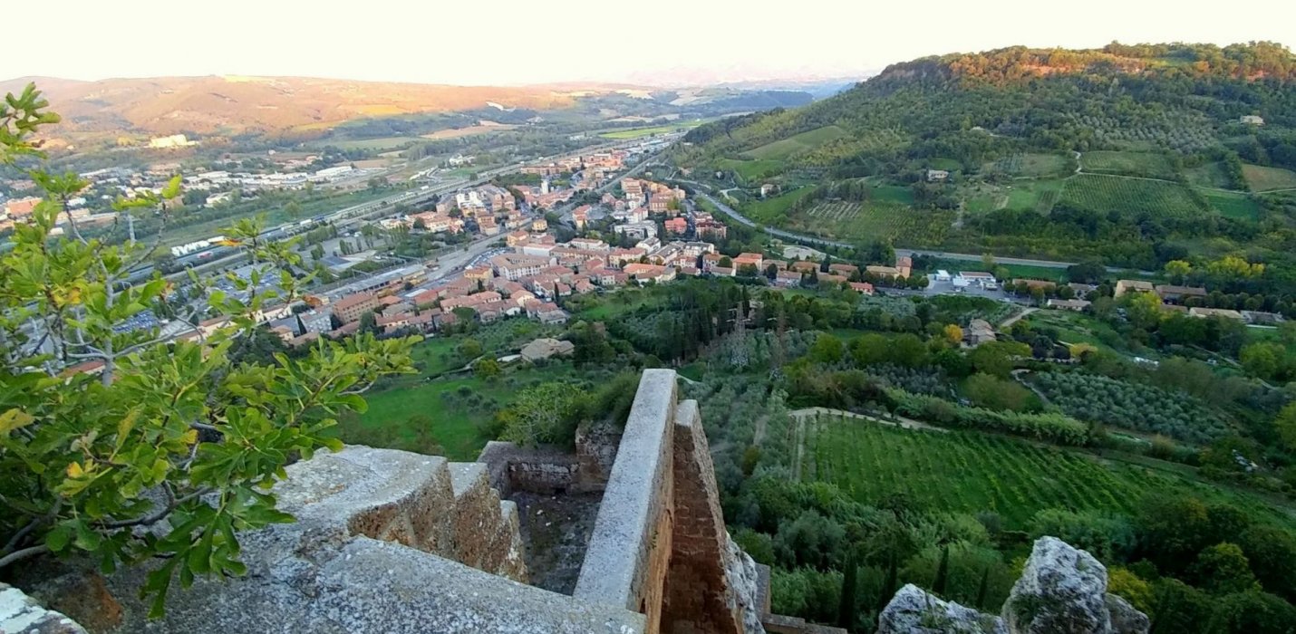 ORVIETO E CIVITA DI BAGNOREGIO ORVIETO E CIVITA DI BAGNOREGIO