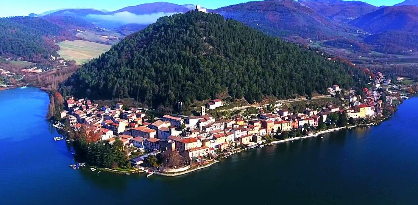 CASCATE DELLE MARMORE e LAGO DI PIEDILUCO CASCATE DELLE MARMORE e LAGO DI PIEDILUCO