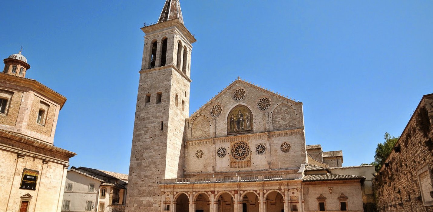 SPOLETO E LE FONTI DEL CLITUNNO SPOLETO E LE FONTI DEL CLITUNNO