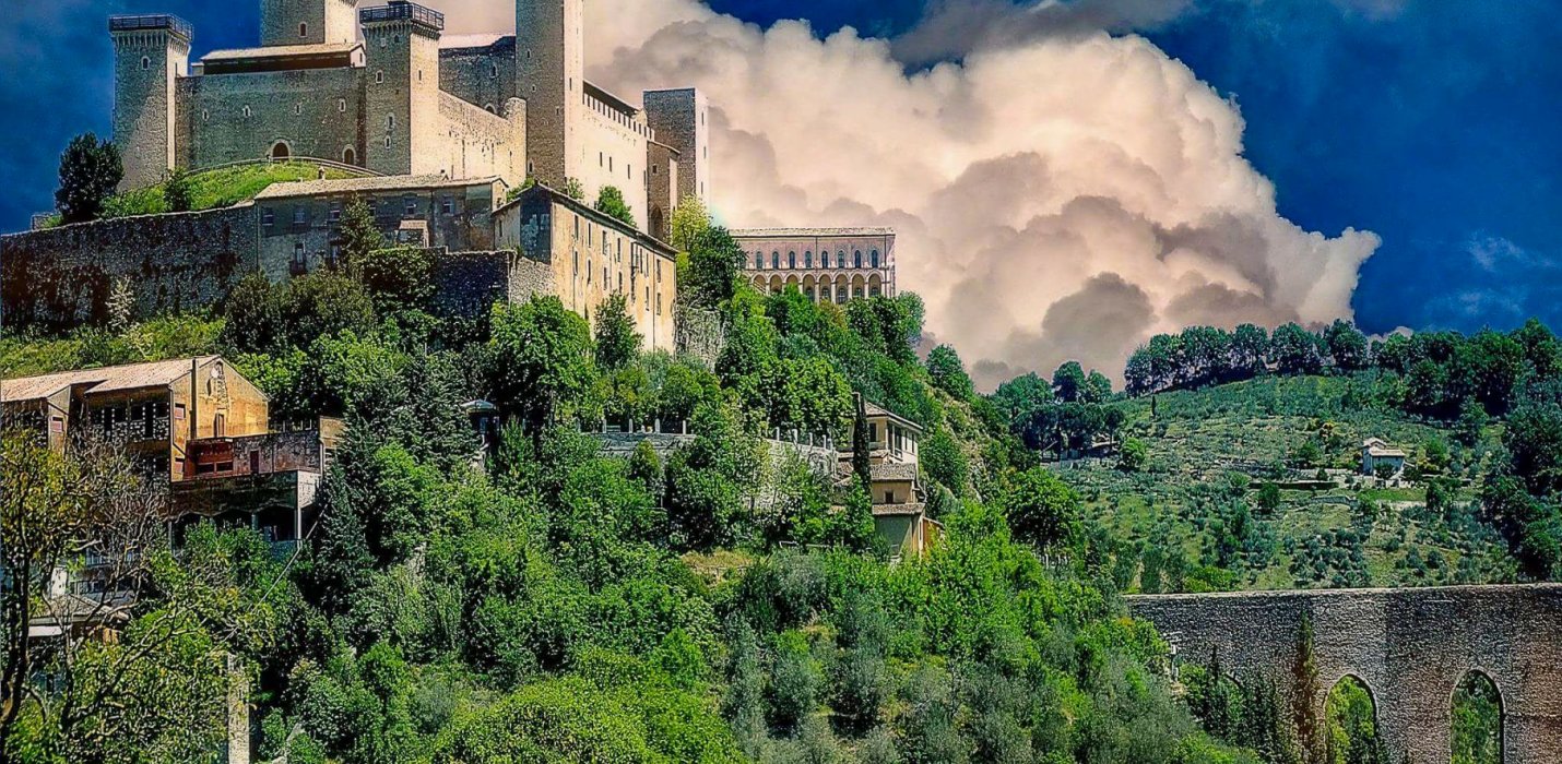 SPOLETO E LE FONTI DEL CLITUNNO SPOLETO E LE FONTI DEL CLITUNNO