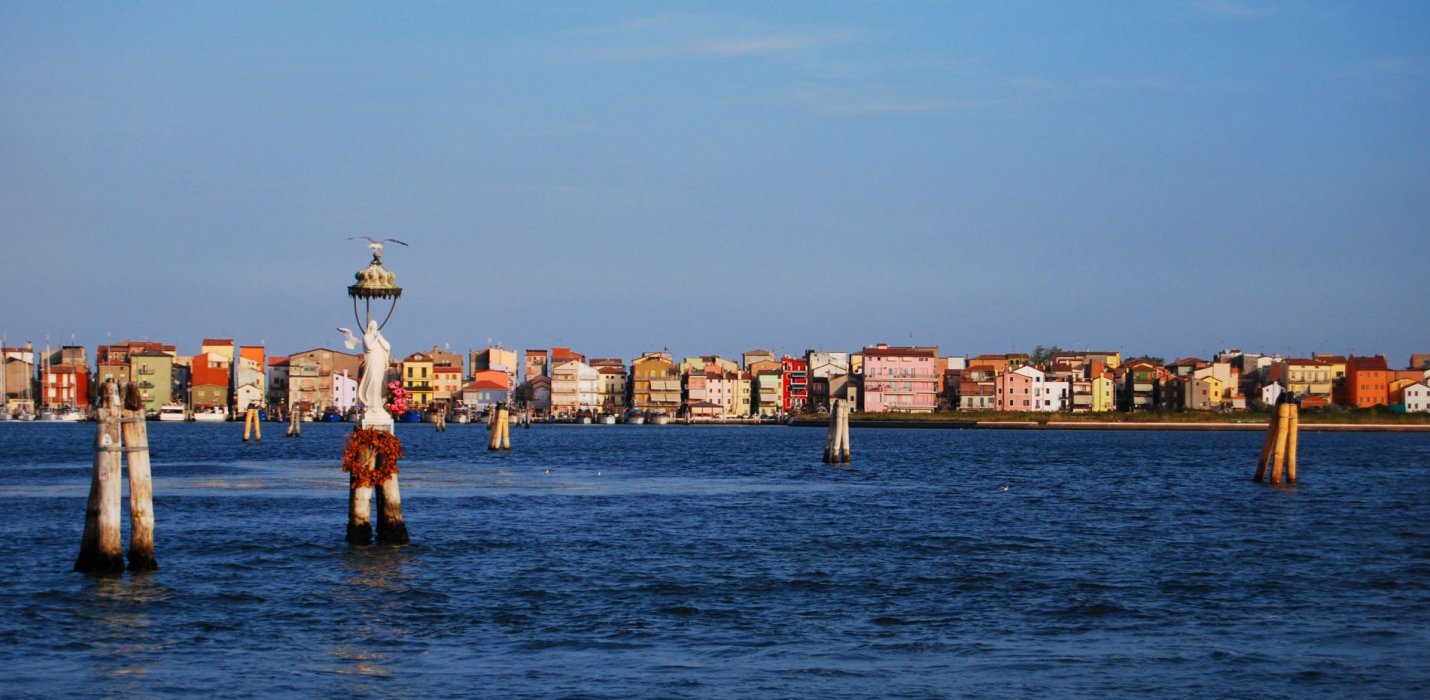 CHIOGGIA E L'ISOLA DI PELLESTRINA CHIOGGIA E L'ISOLA DI PELLESTRINA