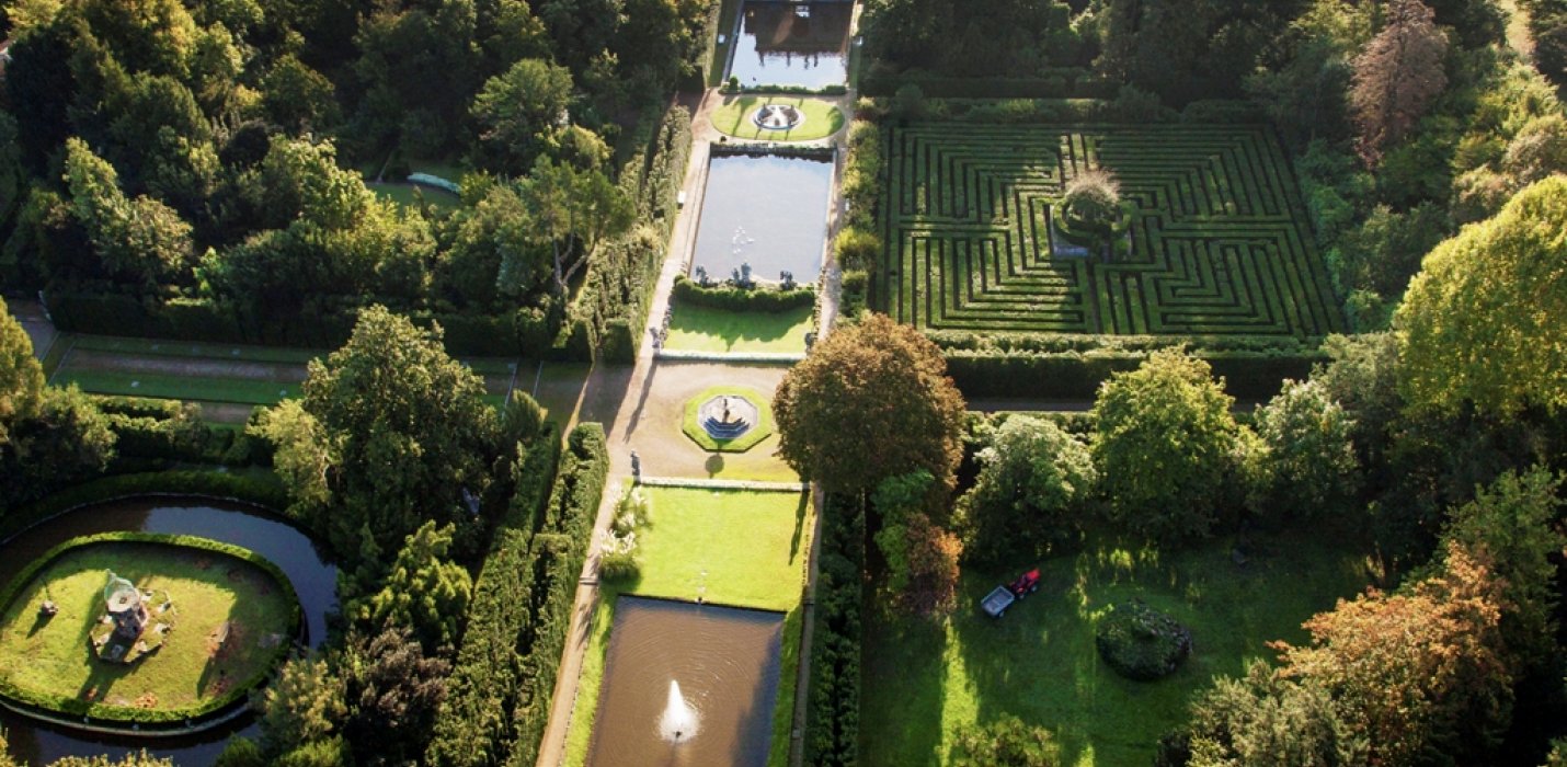 ARQUA' PETRARCA, VILLA DEI VESCOVI E IL GIARDINO DI VALSANZIBIO ARQUA' PETRARCA, VILLA DEI VESCOVI E IL GIARDINO DI VALSANZIBIO