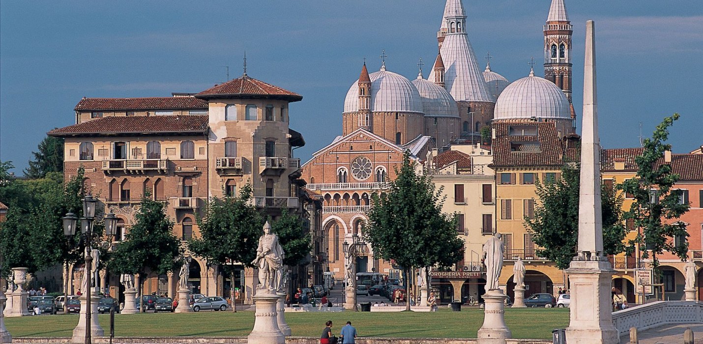 PADOVA - l'ORTO, L'ACQUA E IL SANTO PADOVA - l'ORTO, L'ACQUA E IL SANTO