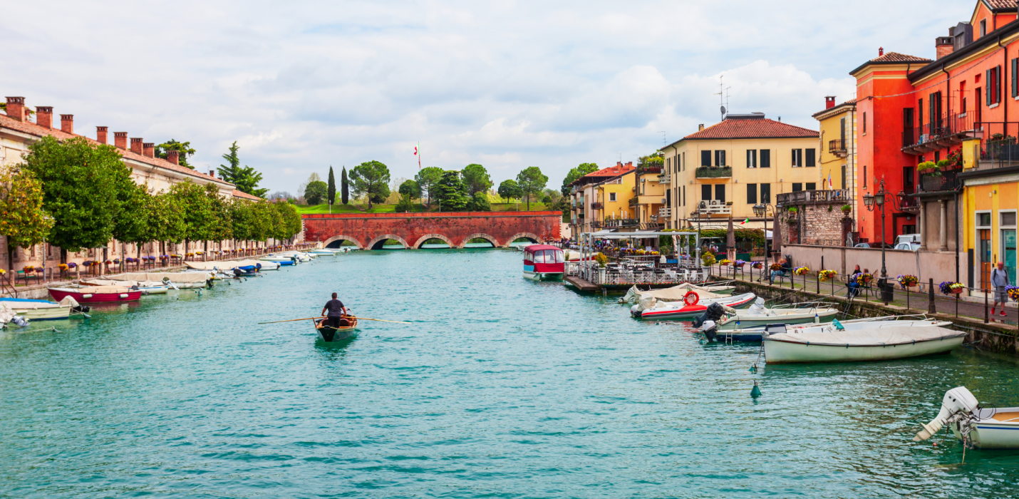 I FIORI DI LOTO E PESCHIERA DEL GARDA