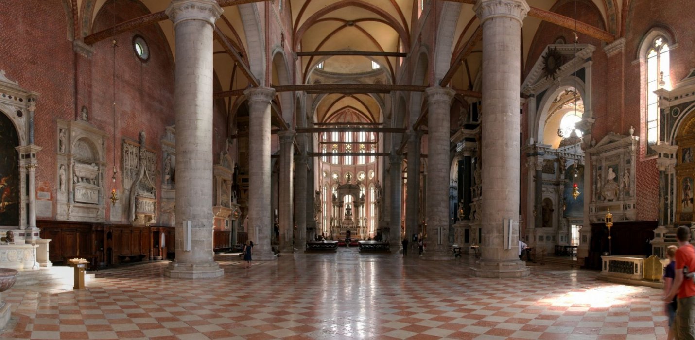 VENEZIA E IL CARNEVALE SULL'ACQUA
