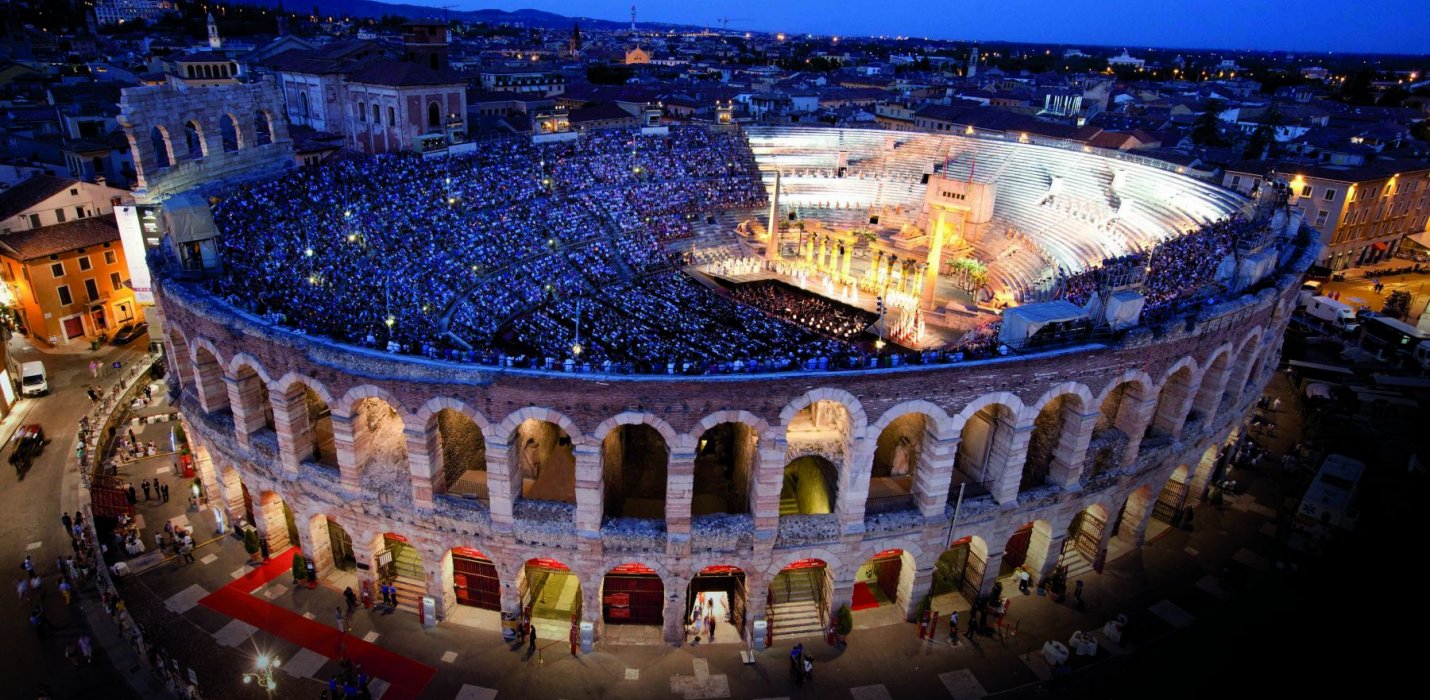 VERONA: AIDA & LAGO DI GARDA VERONA: AIDA & LAGO DI GARDA