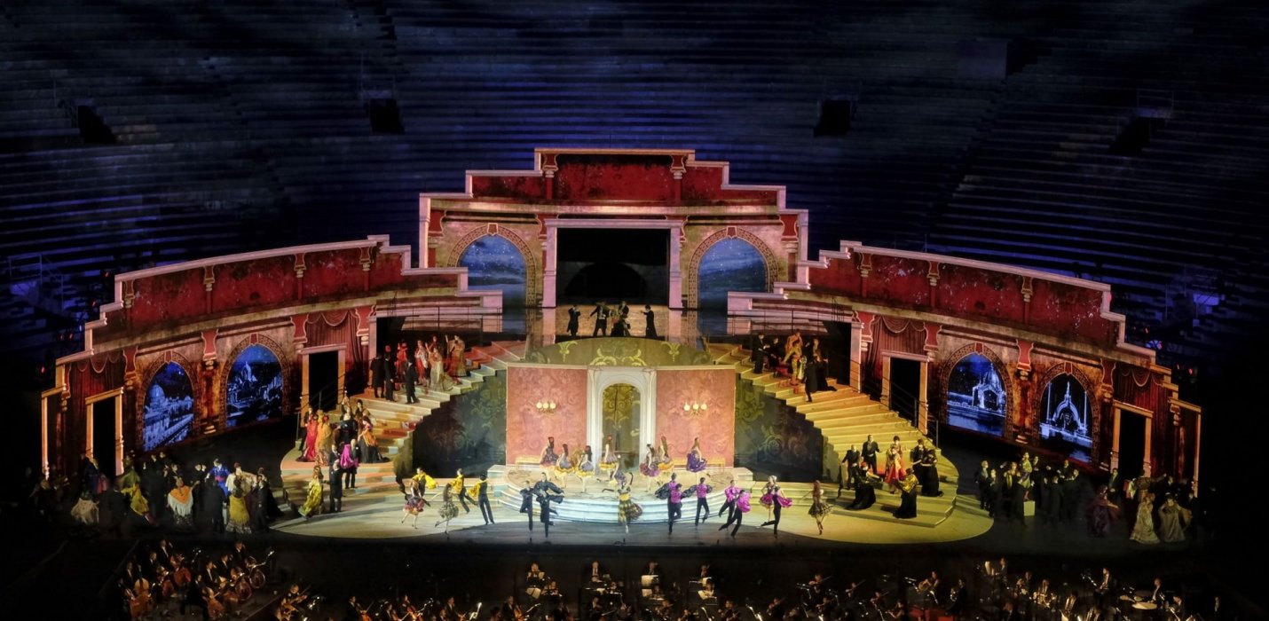 LA TRAVIATA , PESCHIERA DEL GARDA E L'AMARONE LA TRAVIATA , PESCHIERA DEL GARDA E L'AMARONE