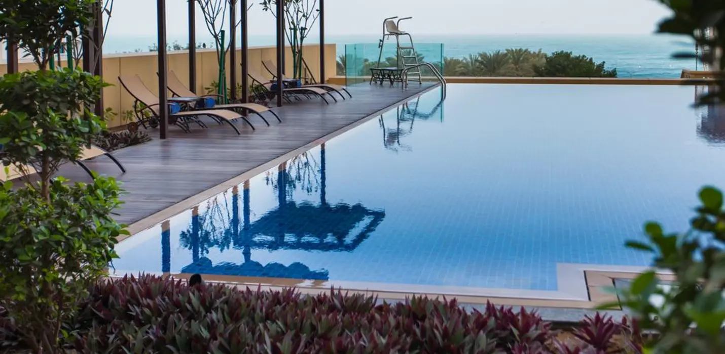 DUBAI & MALDIVE