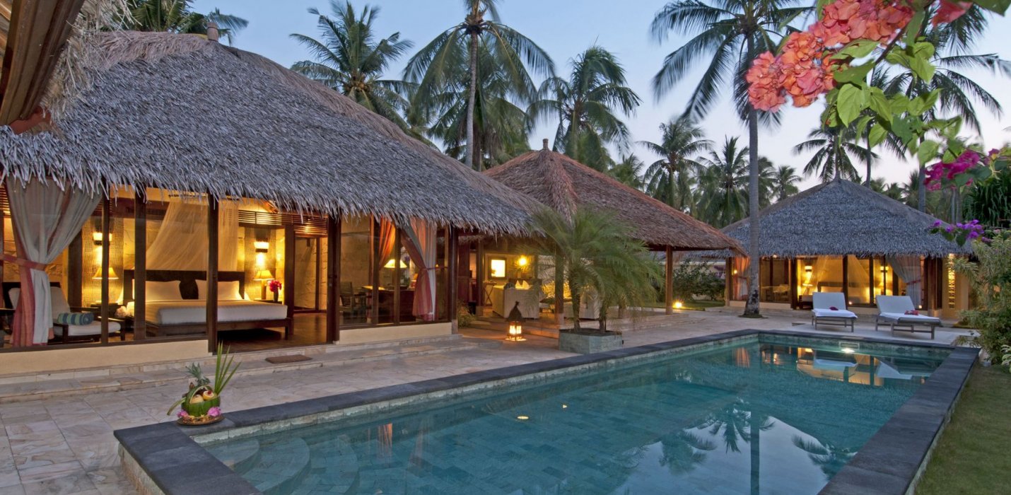 SINGAPORE & INDONESIA