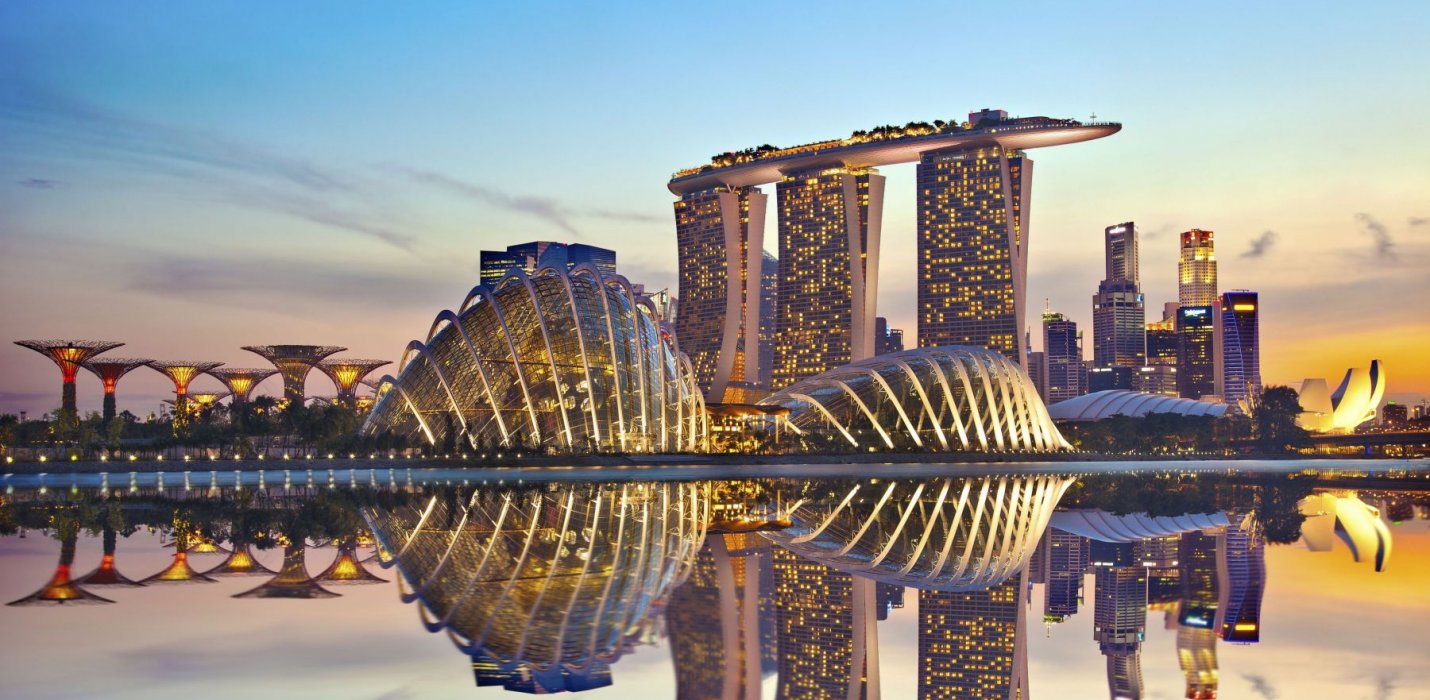 SINGAPORE & INDONESIA