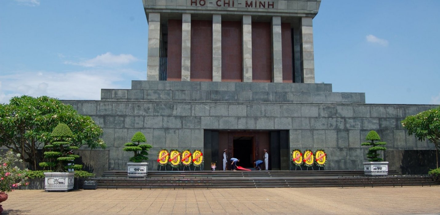 ALLA SCOPERTA DI VIETNAM & CAMBOGIA ALLA SCOPERTA DI VIETNAM & CAMBOGIA