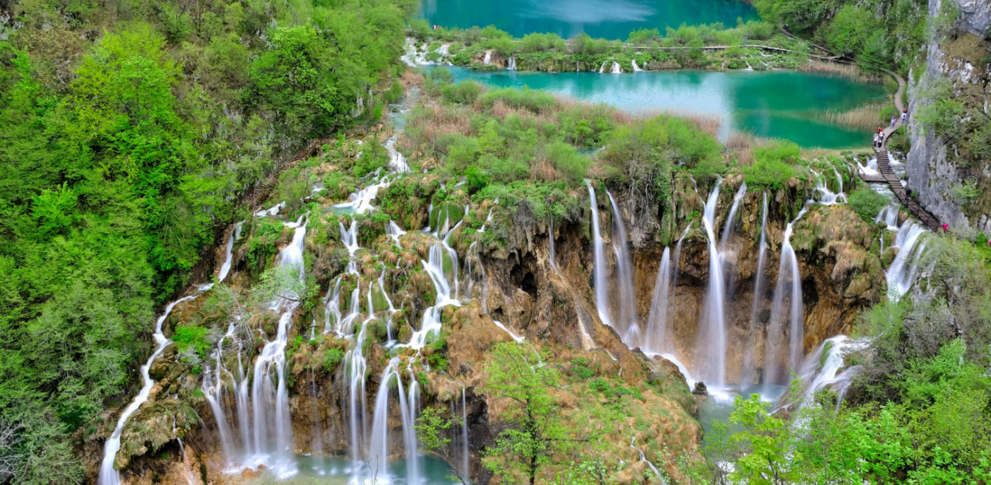 LAGHI DI PLITVICE, POLA, PARENZO E FIUME LAGHI DI PLITVICE, POLA, PARENZO E FIUME