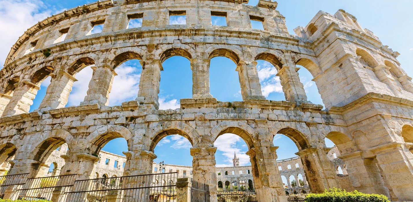 LAGHI DI PLITVICE, POLA, PARENZO E FIUME LAGHI DI PLITVICE, POLA, PARENZO E FIUME