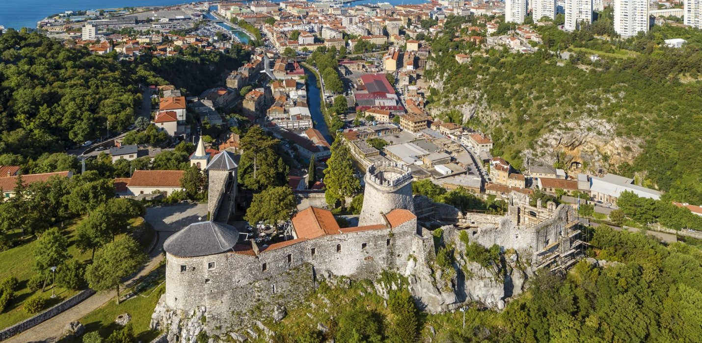 LAGHI DI PLITVICE, POLA, PARENZO E FIUME LAGHI DI PLITVICE, POLA, PARENZO E FIUME
