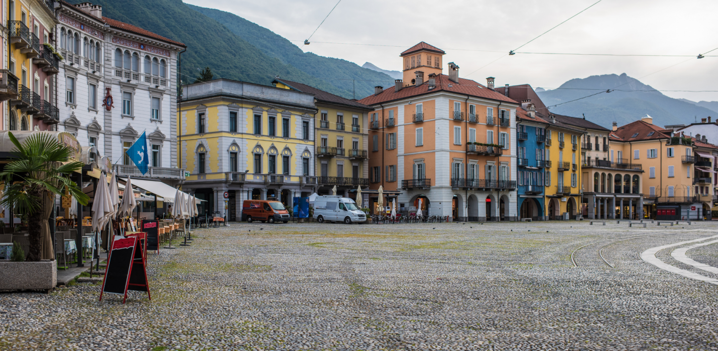 TRENINO DEL FOLIAGE, NOVARA, LOCARNO E VARESE